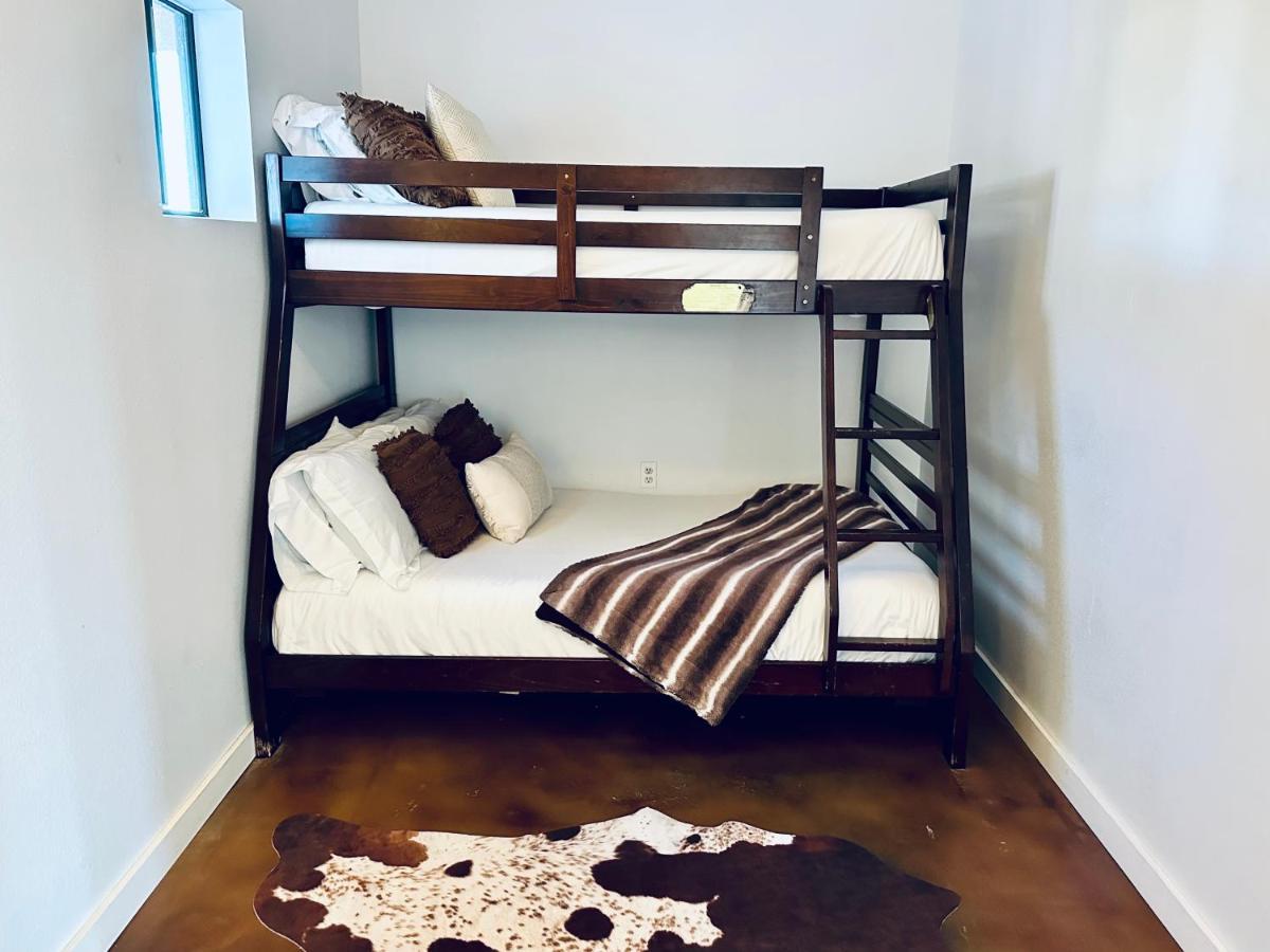 조슈아 트리 Ravens Nest Ranch, Fire Pit , Views, Near Jt Park! 빌라 외부 사진