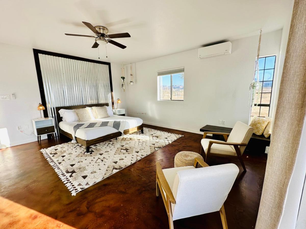 조슈아 트리 Ravens Nest Ranch, Fire Pit , Views, Near Jt Park! 빌라 외부 사진