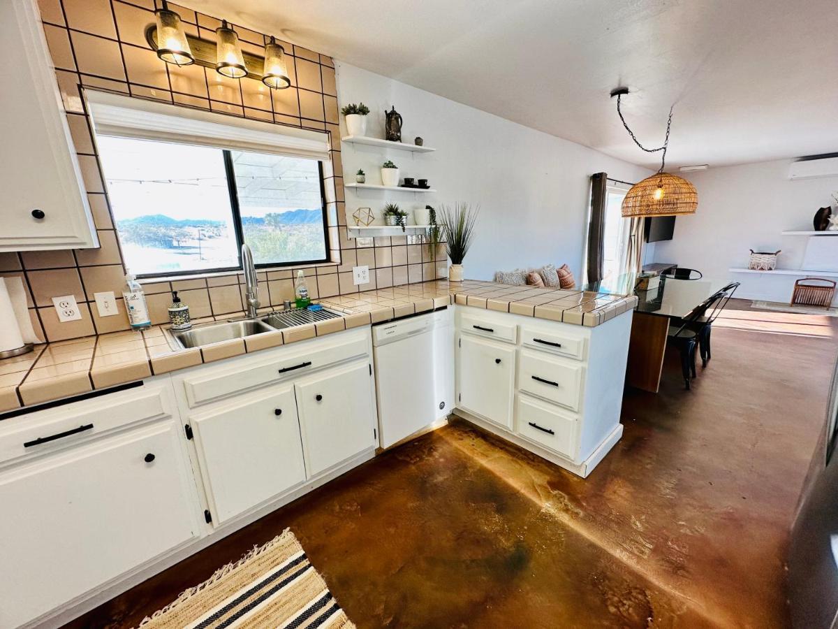 조슈아 트리 Ravens Nest Ranch, Fire Pit , Views, Near Jt Park! 빌라 외부 사진